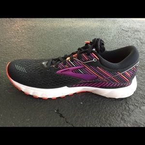 Women’s Brooks running shoe